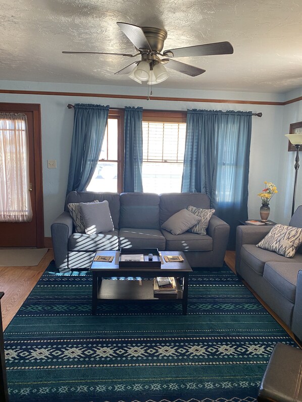 Smart TV, DVD player, books