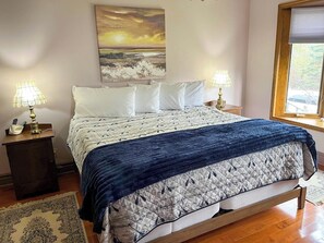 6 Schlafzimmer, Schreibtisch, Reisekinderbett, WLAN