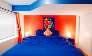 4 bedrooms, desk, iron/ironing board, WiFi