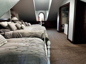 5 多间卧室、熨斗/熨衣板、旅行婴儿床、免费 WiFi