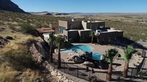 A heated pool - Cliff Dwellers A Spectacular 5 Bedroom home just east of Sand Hollow Reservoir (Hurricane)