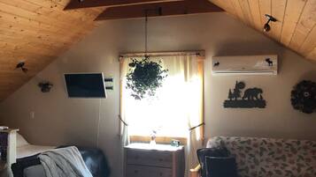 1 slaapkamer, een bureau, een strijkplank/strijkijzer, gratis wifi