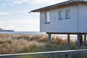 Property grounds - Modern and cozy comfort vacation apartment with terrace, only 250 m to the beach (Rerik)