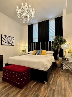 3 camere, una scrivania, ferro/asse da stiro, culla da viaggio