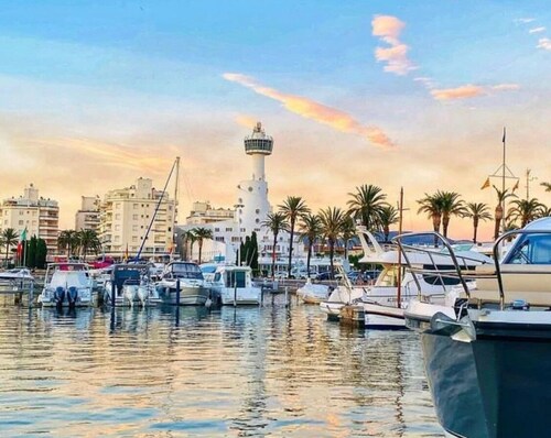 Belle villa, wifi par fibre, piscine privée chauffée, proche plage et commerces