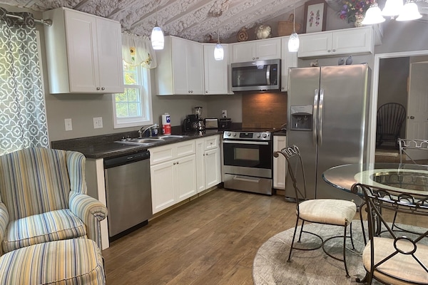 Frigorífic, microones, forn i placa de cuina