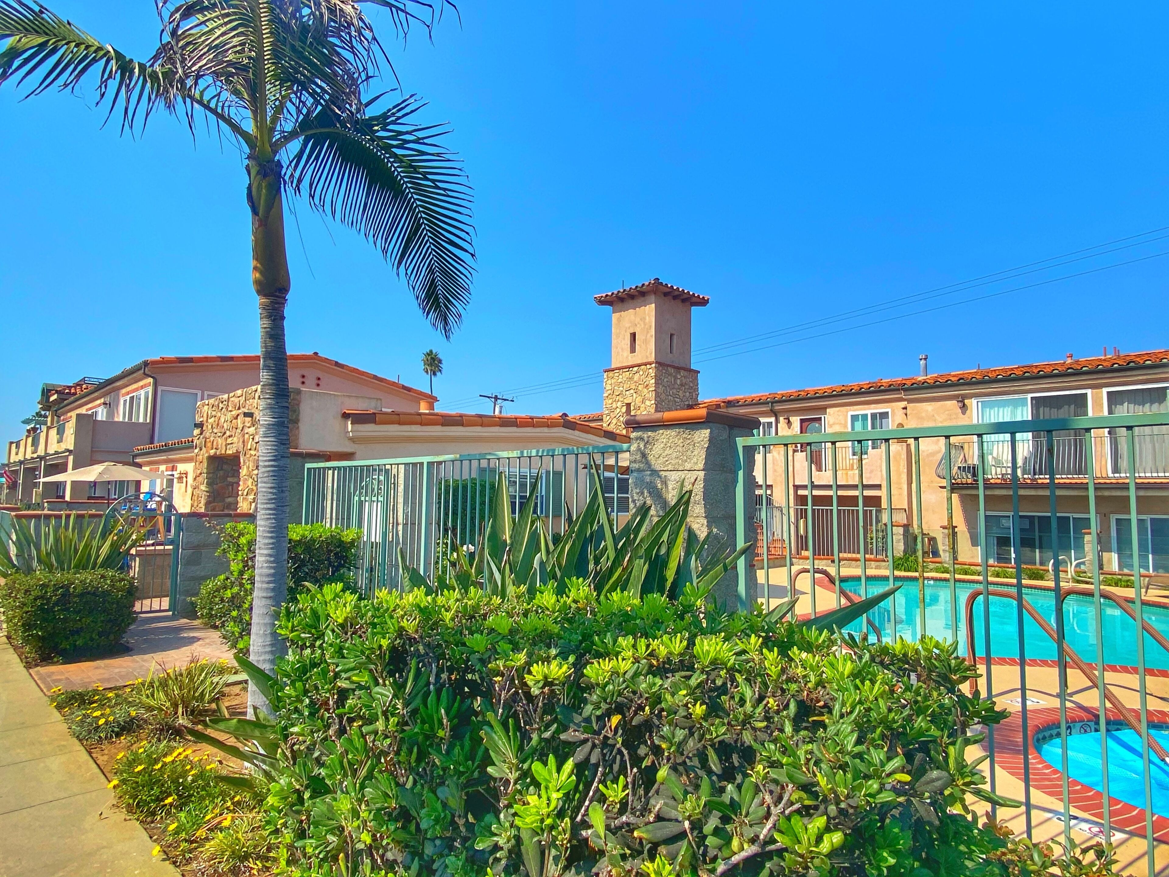 Cozy Beach Haven - Ideal for Travel Nurses, Working Professionals, Vaca Couples