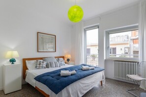 4 chambres, fer et planche à repasser, Wi-Fi, draps fournis