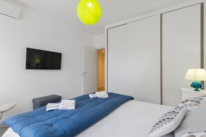 4 Schlafzimmer, Bügeleisen/Bügelbrett, WLAN, Bettwäsche