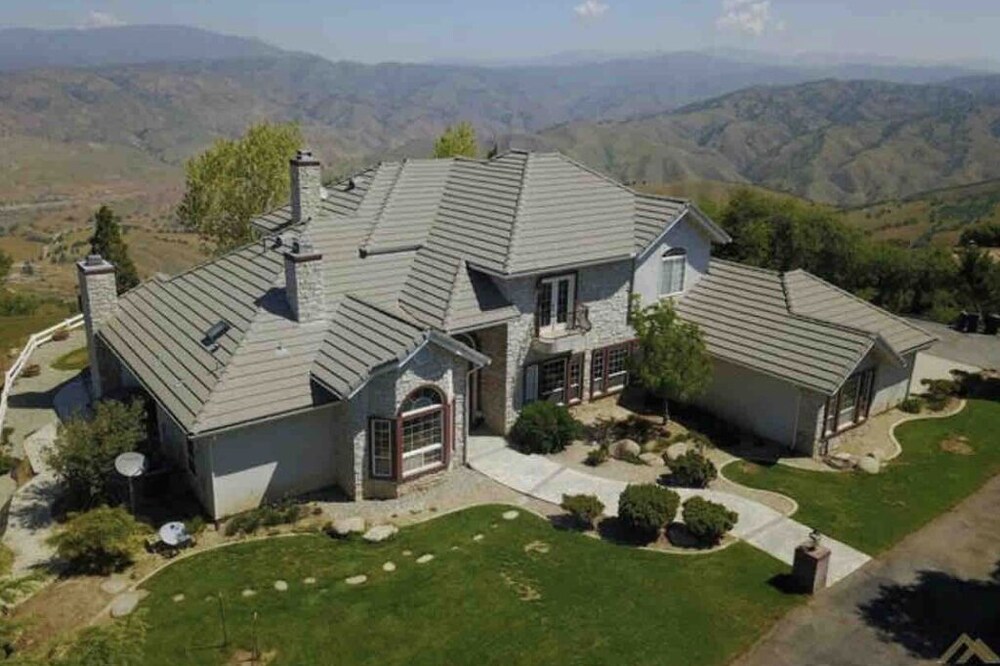 Quiet Mountain Home, Welcome Business Travelers