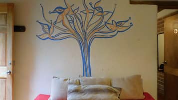 Family Cabin | Iron/ironing board, free WiFi