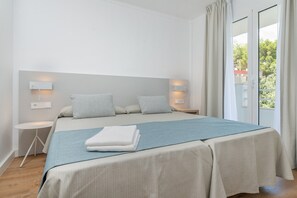 2 habitaciones, tabla de planchar con plancha y wifi gratis