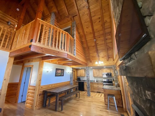 Barren River Cabins Near Mammoth Cave, Fire Pit, Pet Friendly, Bubbling Boulder!