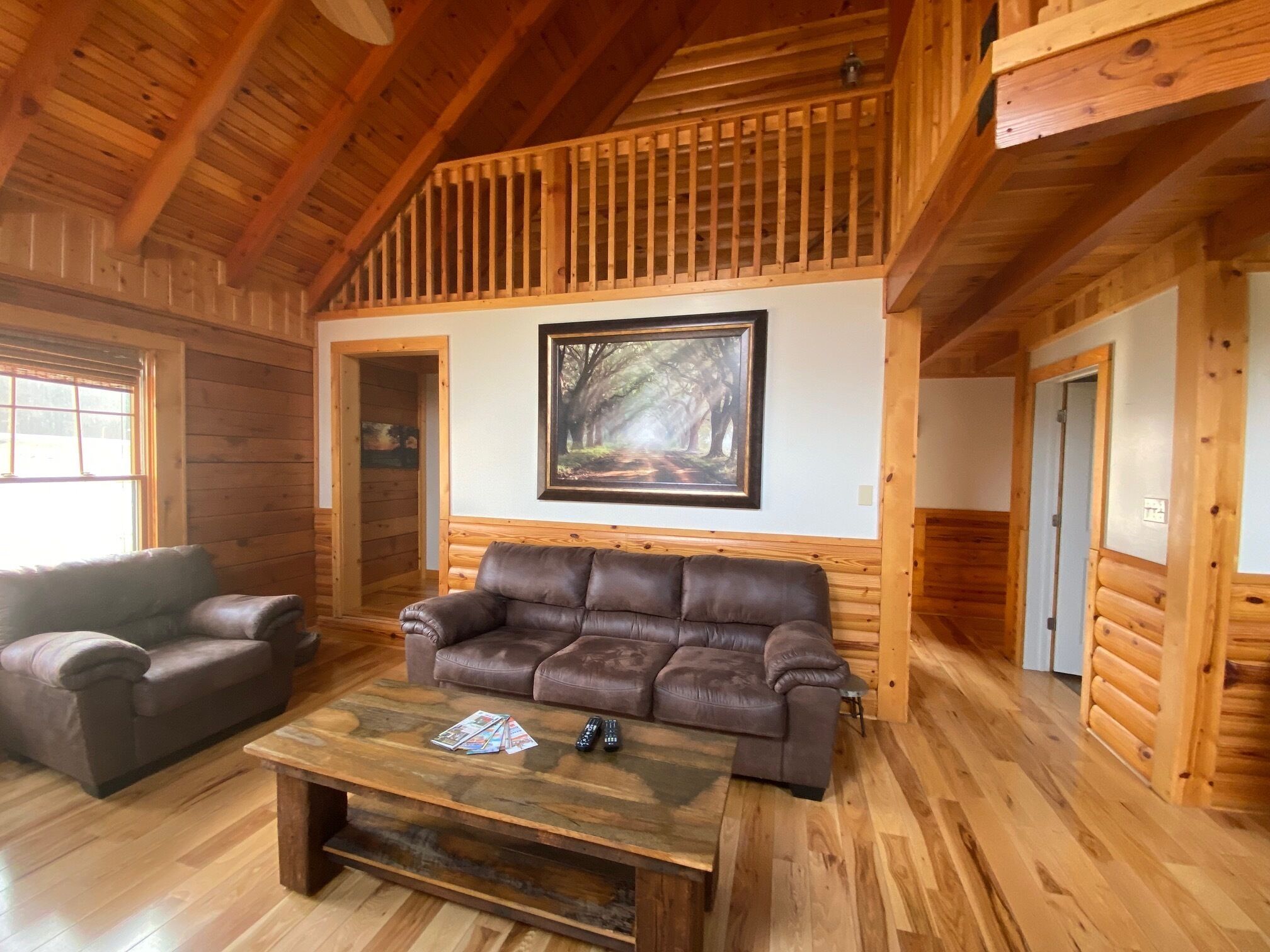 BARREN RIVER CABINS NEAR THE NARROWS MARINA AT BARREN RIVER LAKE