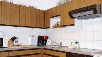 Kühlschrank, Mikrowelle, Ofen, Toaster