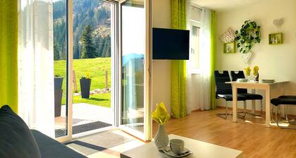 Apart Diana - Neues Ferienhaus - Fewo "Kegel" mit Infrarotkabine, Bergblick, Terrasse