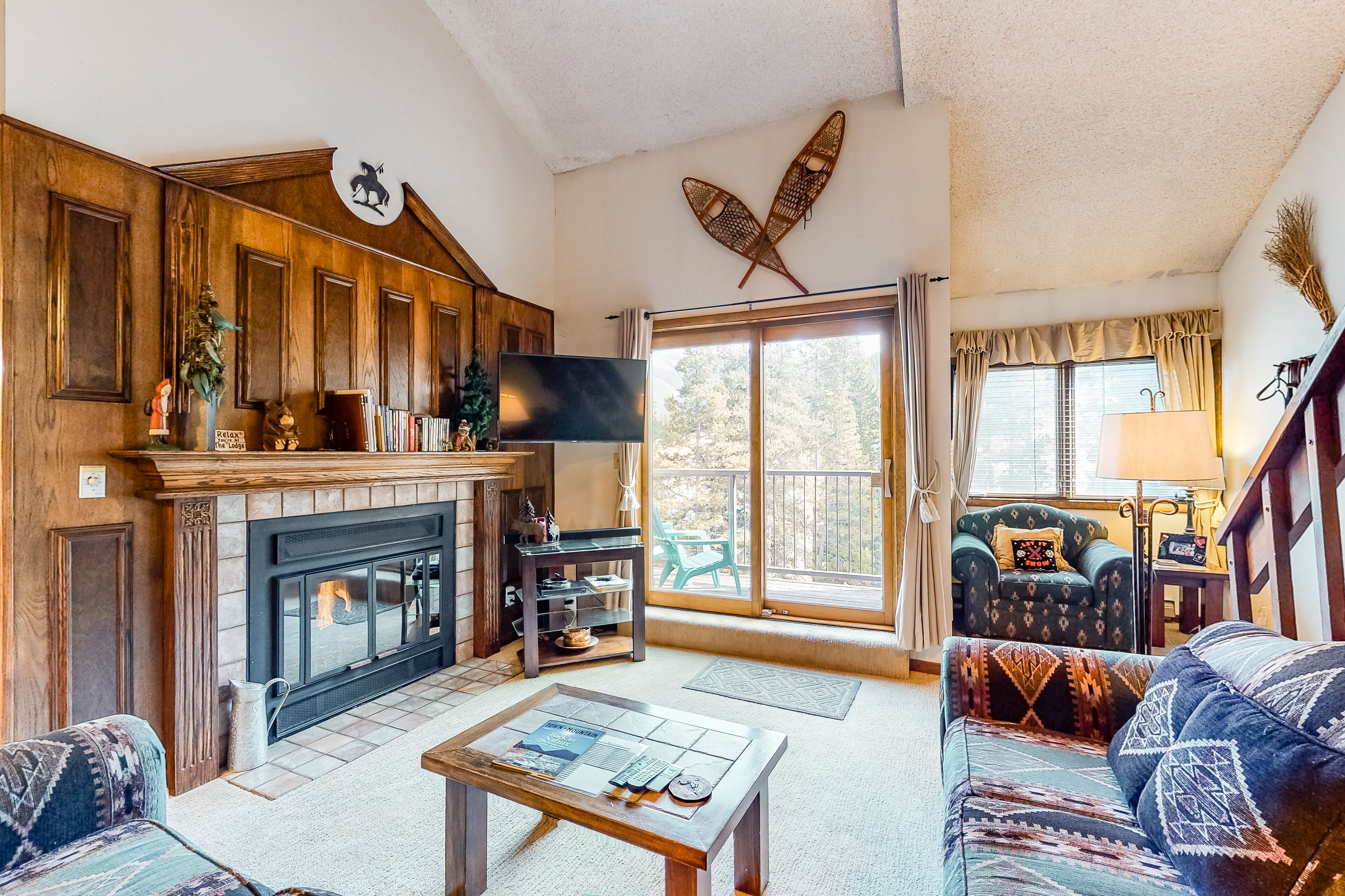Family-Friendly Condo w/ Mountain Views, a Shared Hot Tub, & Loft