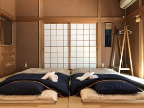 Classic Room, Non Smoking | Individually decorated, free WiFi, bed sheets - Shimanto Riverside Hideaway (Shimanto)