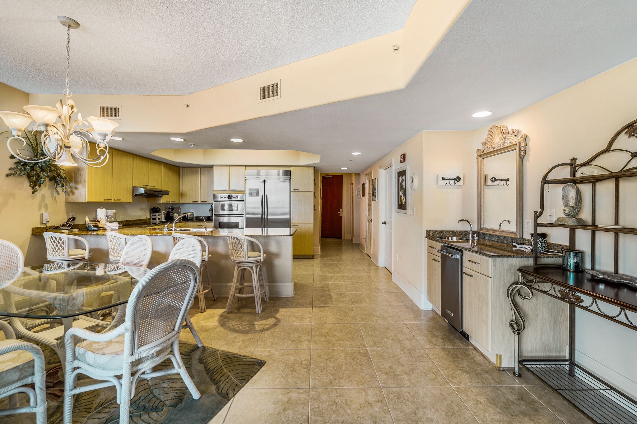 3 Bedroom Bay View Amazing View! Complimentary Boat Slip!