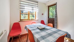 Unclassified image, 5 of 21, button - 3-bed Barn Eco-lodge on the Tarka Trail (Torrington)
