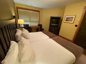 2 多间卧室、熨斗/熨衣板、免费 WiFi、床单