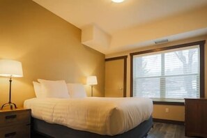 2 slaapkamers, een strijkplank/strijkijzer, wifi, beddengoed