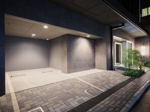 Self-parking (surcharge) 3000 per night - MONday Apart Premium Akihabara (Tokyo)