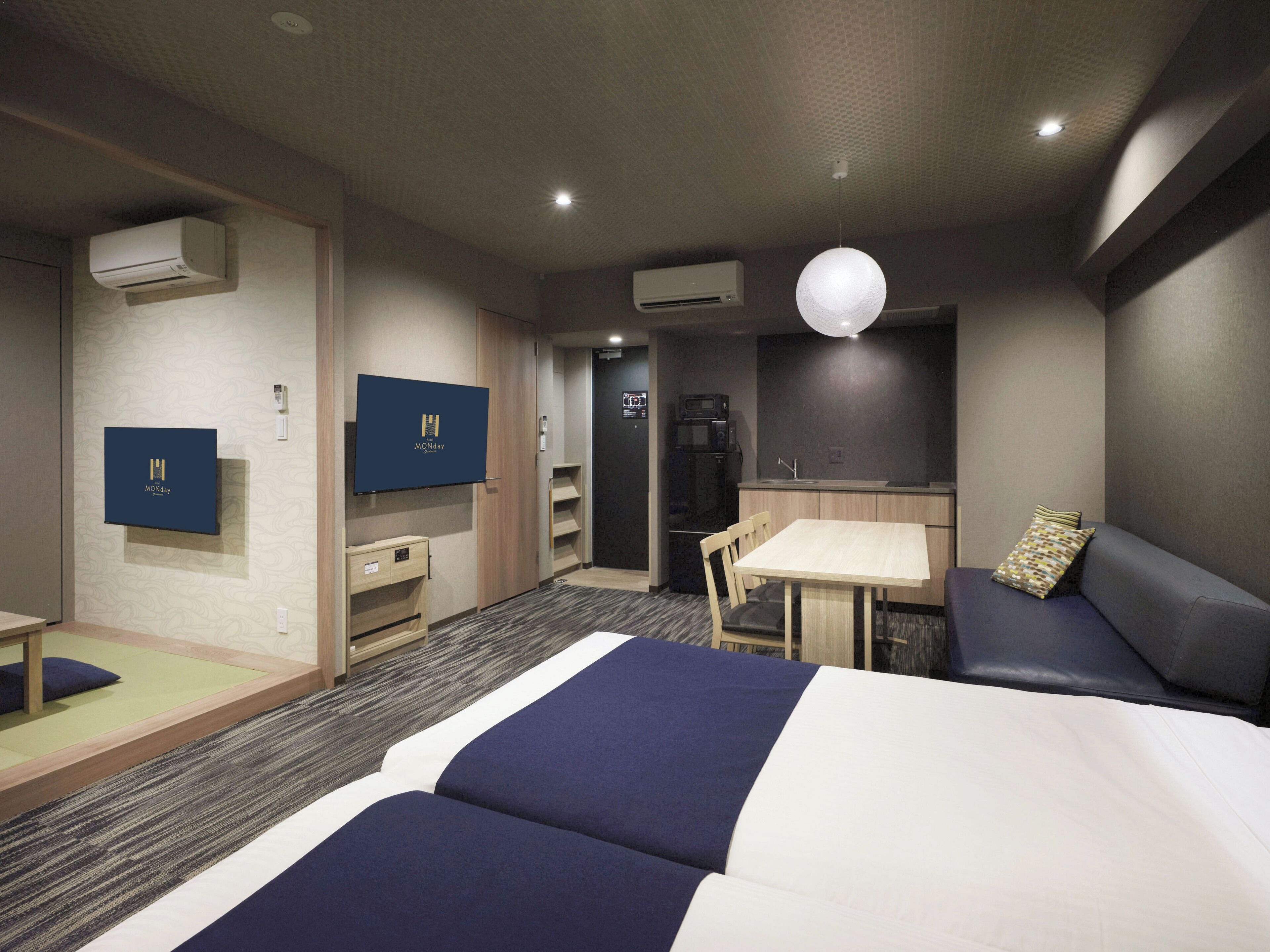 In-room safe, iron/ironing board, free WiFi, bed sheets