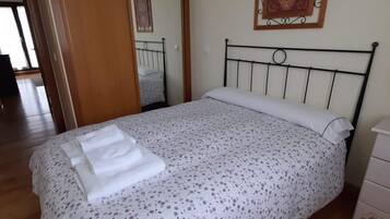 2 Schlafzimmer, Bettwäsche