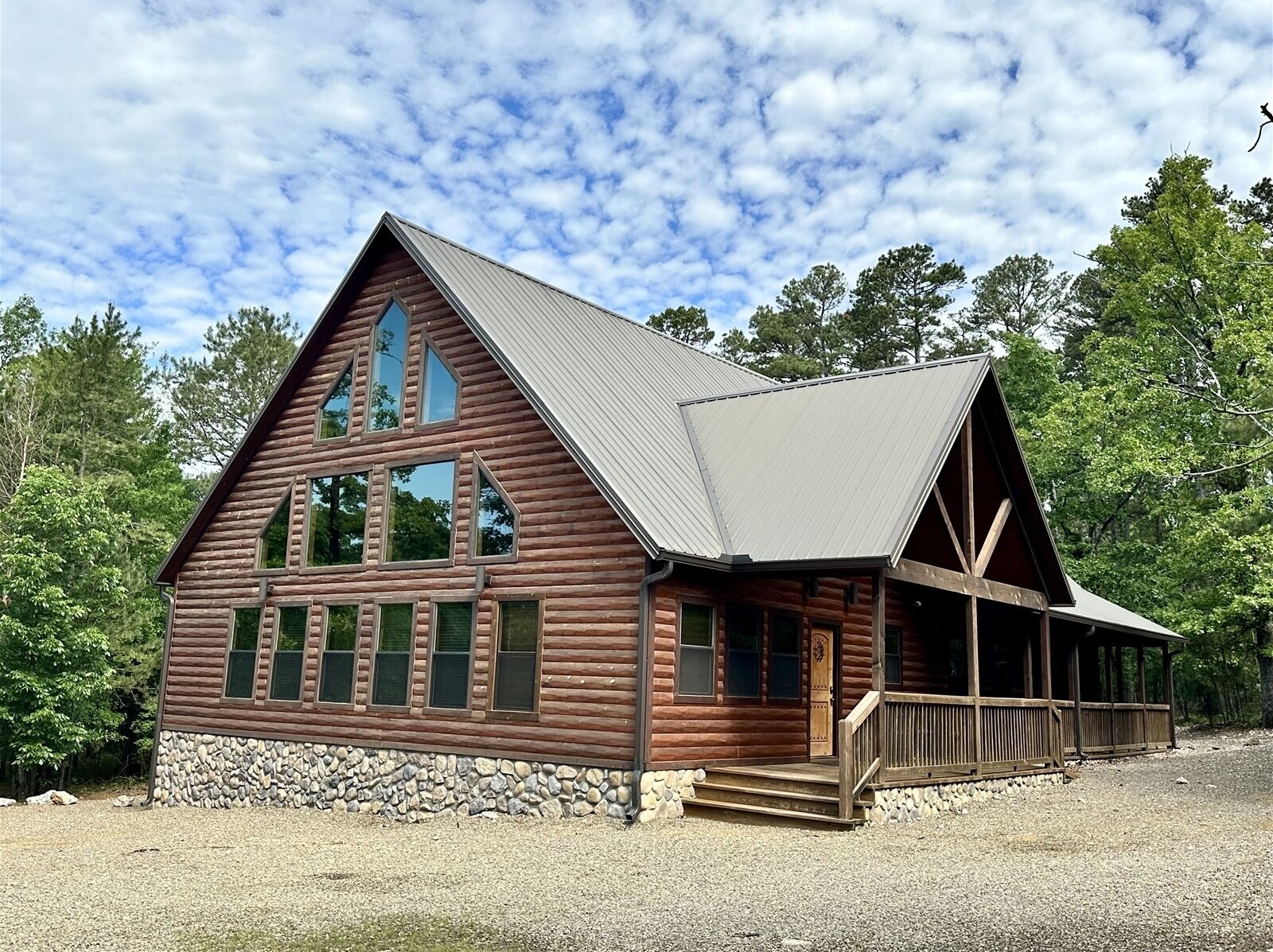 Peaceful Peak-Inside State Park|Secluded|Close to Lake|3 Bedroom|Sleeps 8