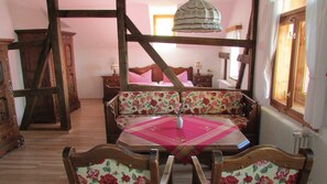 1 bedroom, WiFi, bed sheets