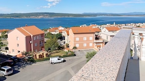 Parking - Apartments Kata, (16297), Crikvenica, hr (Crikvenica)