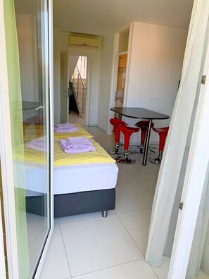 1 bedroom, Internet, bed sheets