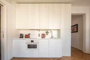 Fridge, microwave, oven, dishwasher