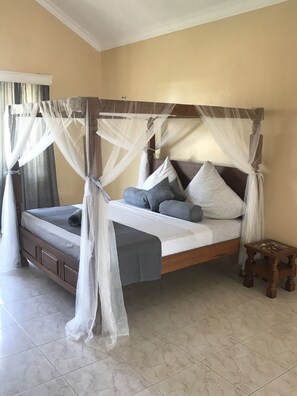 3 bedrooms, iron/ironing board, WiFi, bed sheets - Maki Home Bamburi - Vescon Estate 1 (Mombasa)