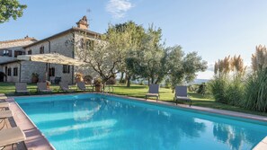Pool - Vista Del Lago 12, Emma Villas (Guardea)