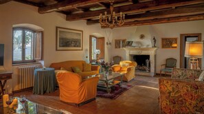 TV, table tennis, stereo - Vista Del Lago 12, Emma Villas (Guardea)