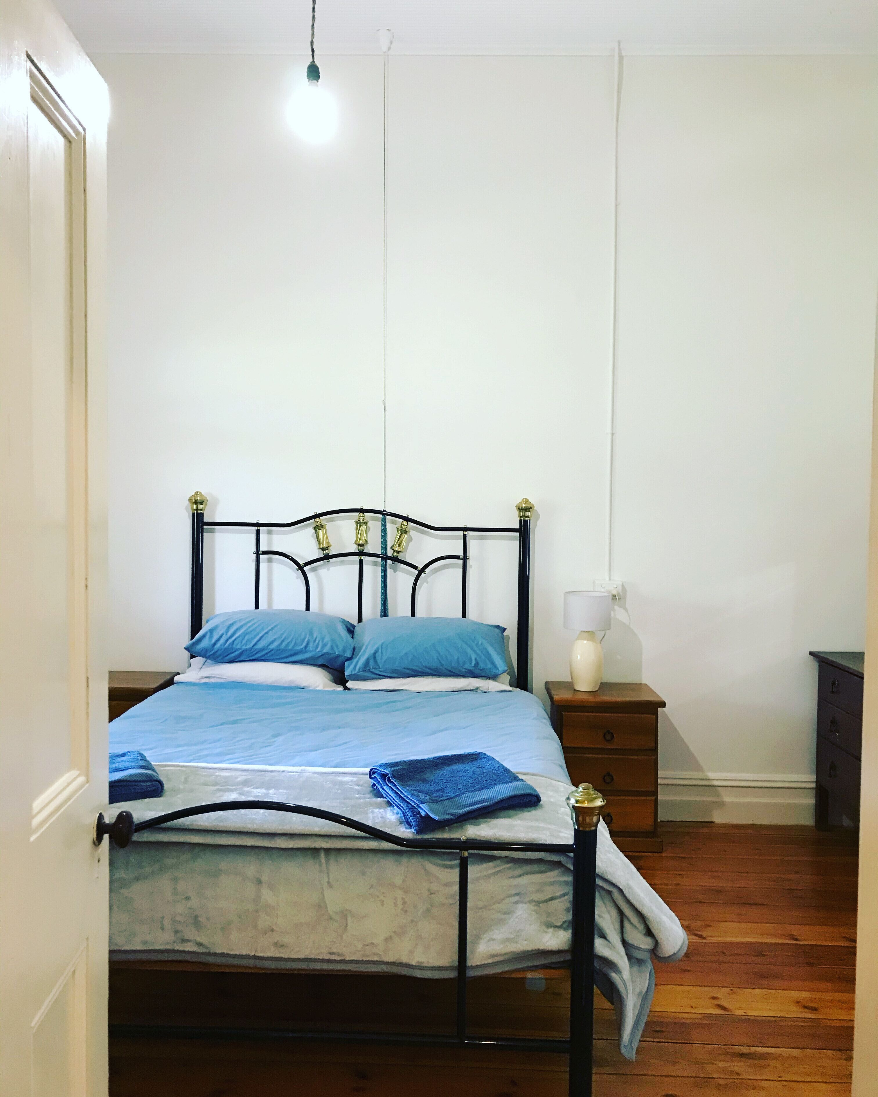 Lorondale Homestead — image 12