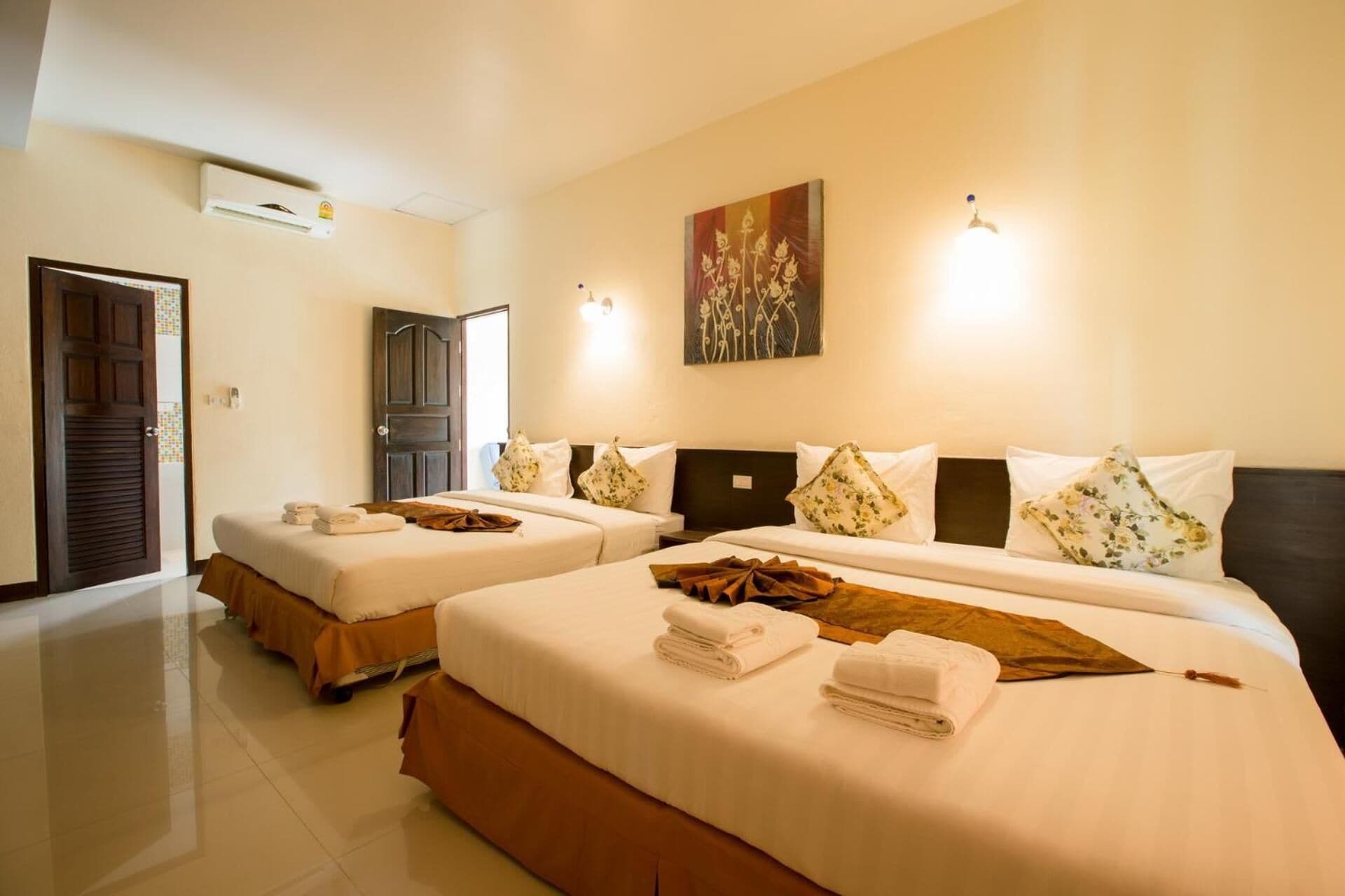 Blackout curtains, free WiFi, bed sheets