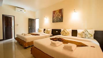 Blackout curtains, free WiFi, bed sheets