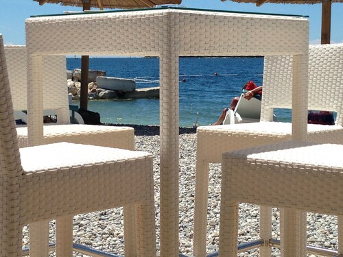 Orange blossom for two, studio apartment