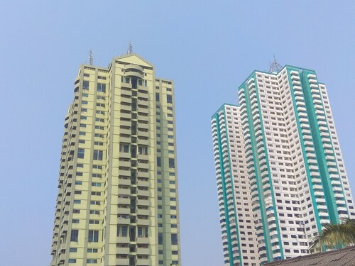 New Furnished 1BR Rajawali Apartment