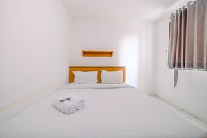 Room | 1 bedroom, free WiFi, bed sheets - New Furnished 1BR Rajawali Apartment (Jakarta)