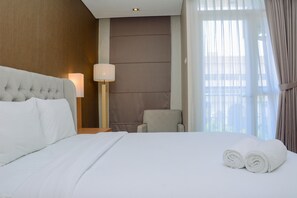 Free WiFi, bed sheets - Modern and Tidy Studio Apartment at Elpis Residence (Jakarta)