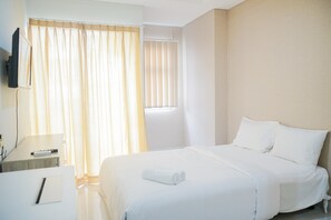 Bed sheets - Cozy Room Studio Springwood Tangerang Apartment (Tangerang)
