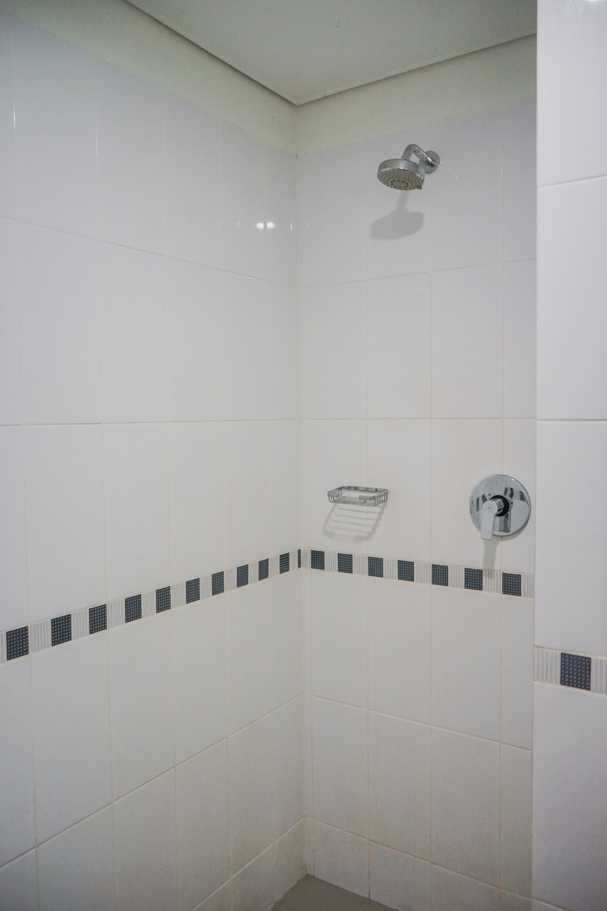 淋浴设施、毛巾