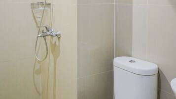 Douche, serviettes fournies
