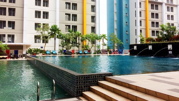 Kolam renang outdoor