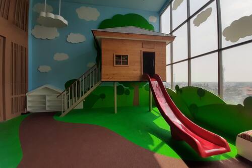 Children’s play area – outdoor