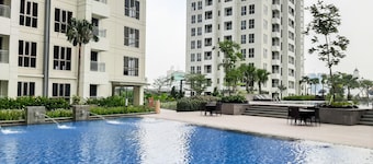 Brand New 1BR Apartment at M-Town Signature